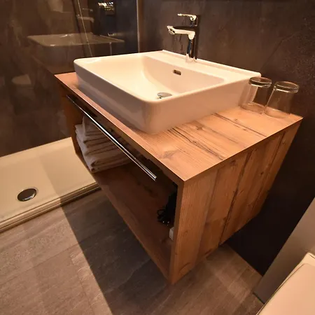 Hotel Matterhornblick 3*