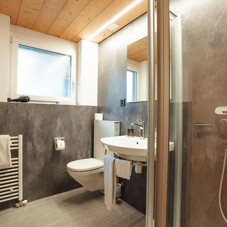 Hotel Matterhornblick 3*